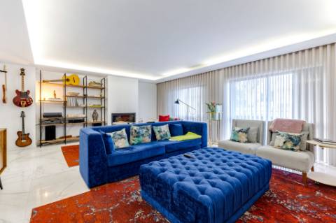 Moradia T4 em zona sossegada em Vila Nova da Telha