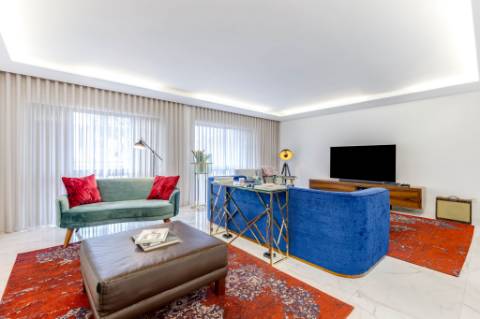 Moradia T4 em zona sossegada em Vila Nova da Telha