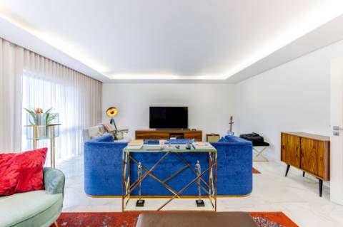 Moradia T4 em zona sossegada em Vila Nova da Telha