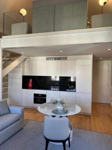 Luxuoso Apartamento T1 Mezanine para arrendamento