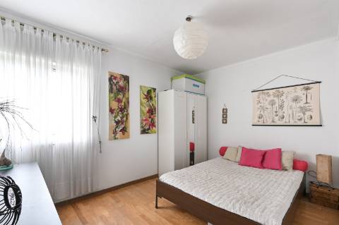 APARTAMENTO T3 NA ZONA RESIDENCIAL DA PRELADA