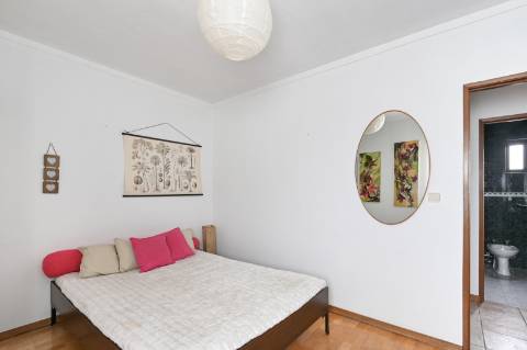 APARTAMENTO T3 NA ZONA RESIDENCIAL DA PRELADA