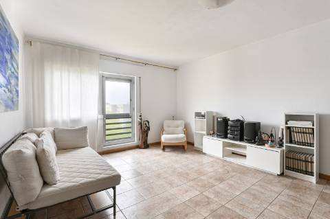 APARTAMENTO T3 NA ZONA RESIDENCIAL DA PRELADA