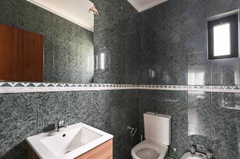 APARTAMENTO T3 NA ZONA RESIDENCIAL DA PRELADA