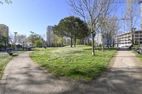 APARTAMENTO T3 NA ZONA RESIDENCIAL DA PRELADA