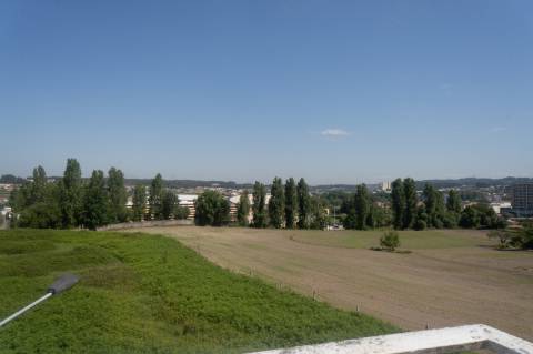 Apartamento T3 com Terraço em Águas Santas