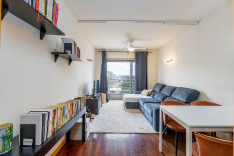 APARTAMENTO T1 DUPLEX PARANHOS