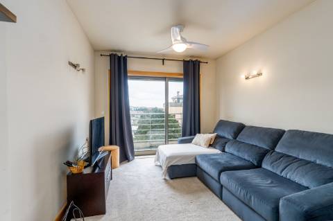 APARTAMENTO T1 DUPLEX PARANHOS