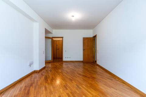 Apartamento T2 nos Pinhais da Foz - Quinta de Miramar