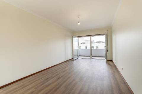 Apartamento T2+1 - Renovado no Centro de Matosinhos