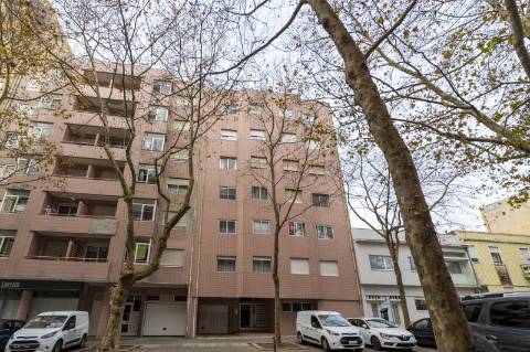 Apartamento T2+1 - Renovado no Centro de Matosinhos