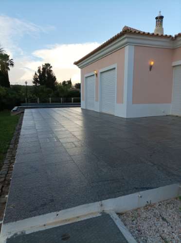 Fantástica Moradia com Piscina em Lagos