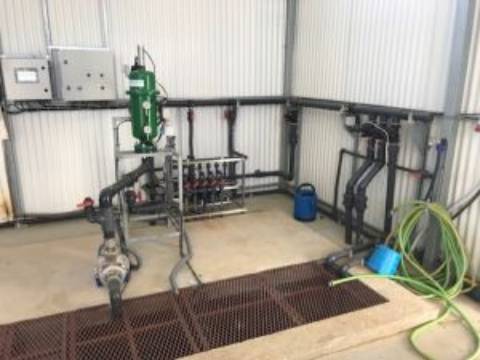 Quinta com unidade de produção em Estufa