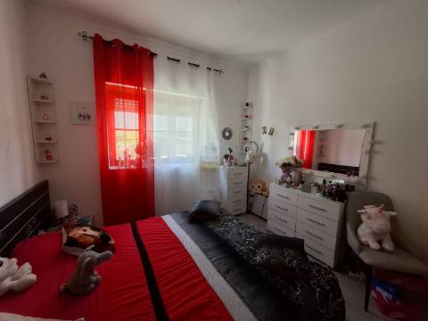 Moradia Isolada Térrea T4 na Mamarrosa