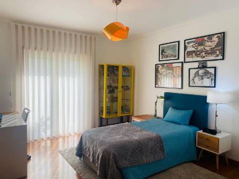 Moradia T6 Isolada na Palhaça