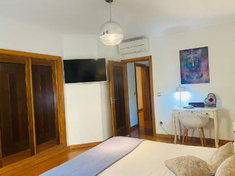 Moradia T6 Isolada na Palhaça