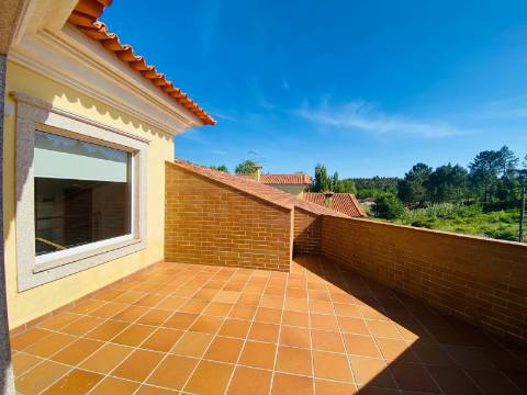 Moradia T6 Isolada na Palhaça