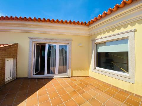 Moradia T6 Isolada na Palhaça