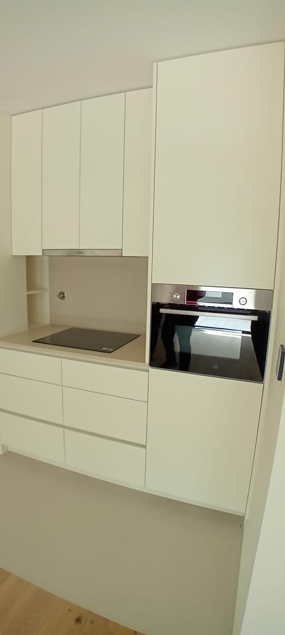 APARTAMENTO T1 COM TERRAÇO NAS BARROCAS