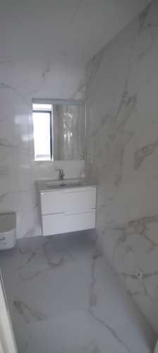 APARTAMENTO T1 COM TERRAÇO NAS BARROCAS