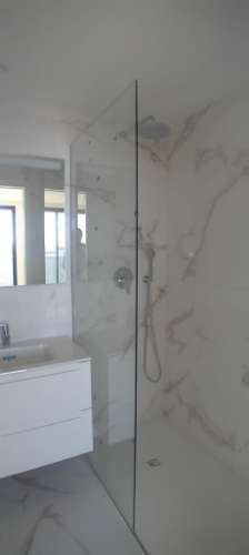 APARTAMENTO T1 COM TERRAÇO NAS BARROCAS