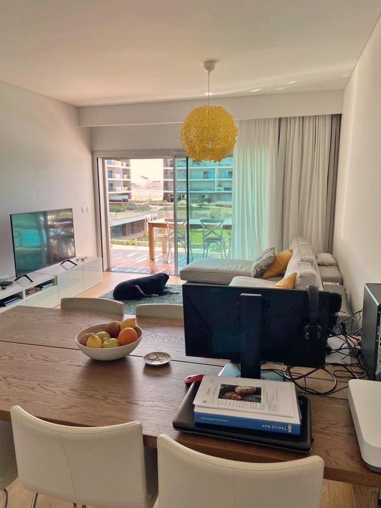 Apartamento T1 em condomínio alto padrão Tagus Bay