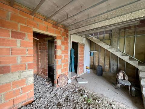 Moradia T3 - Fermentelos