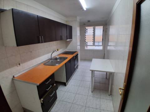 Apartamento T3 no Rio tinto