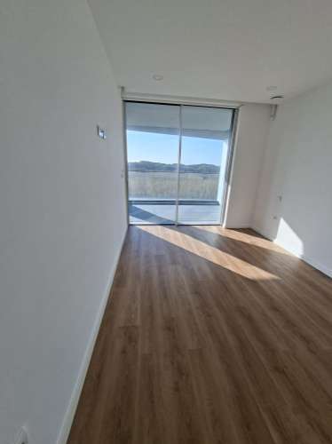 Apartamento T3+1 Duplex Novo - Primeira Linha de Mar | Costa Nova