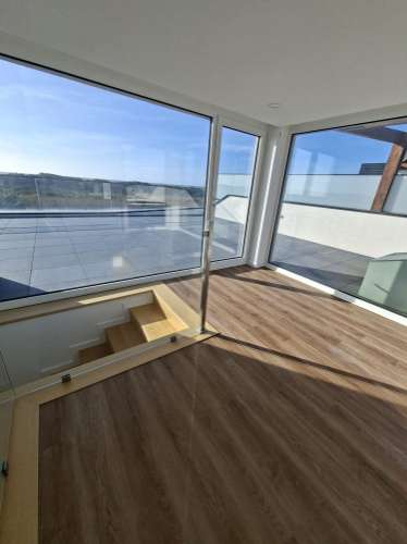 Apartamento T3+1 Duplex Novo - Primeira Linha de Mar | Costa Nova