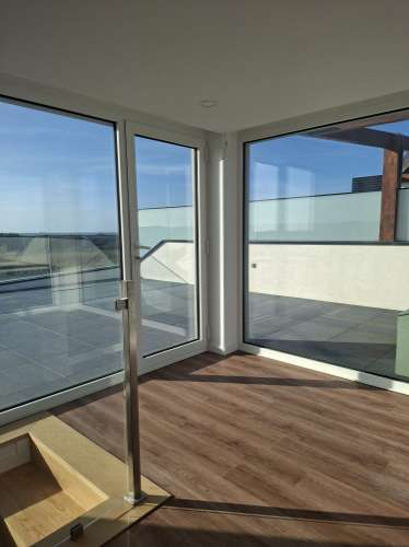 Apartamento T3+1 Duplex Novo - Primeira Linha de Mar | Costa Nova