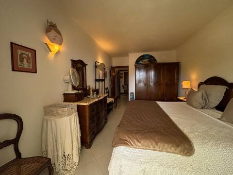 Apartamento T1+1 em Vila Moura