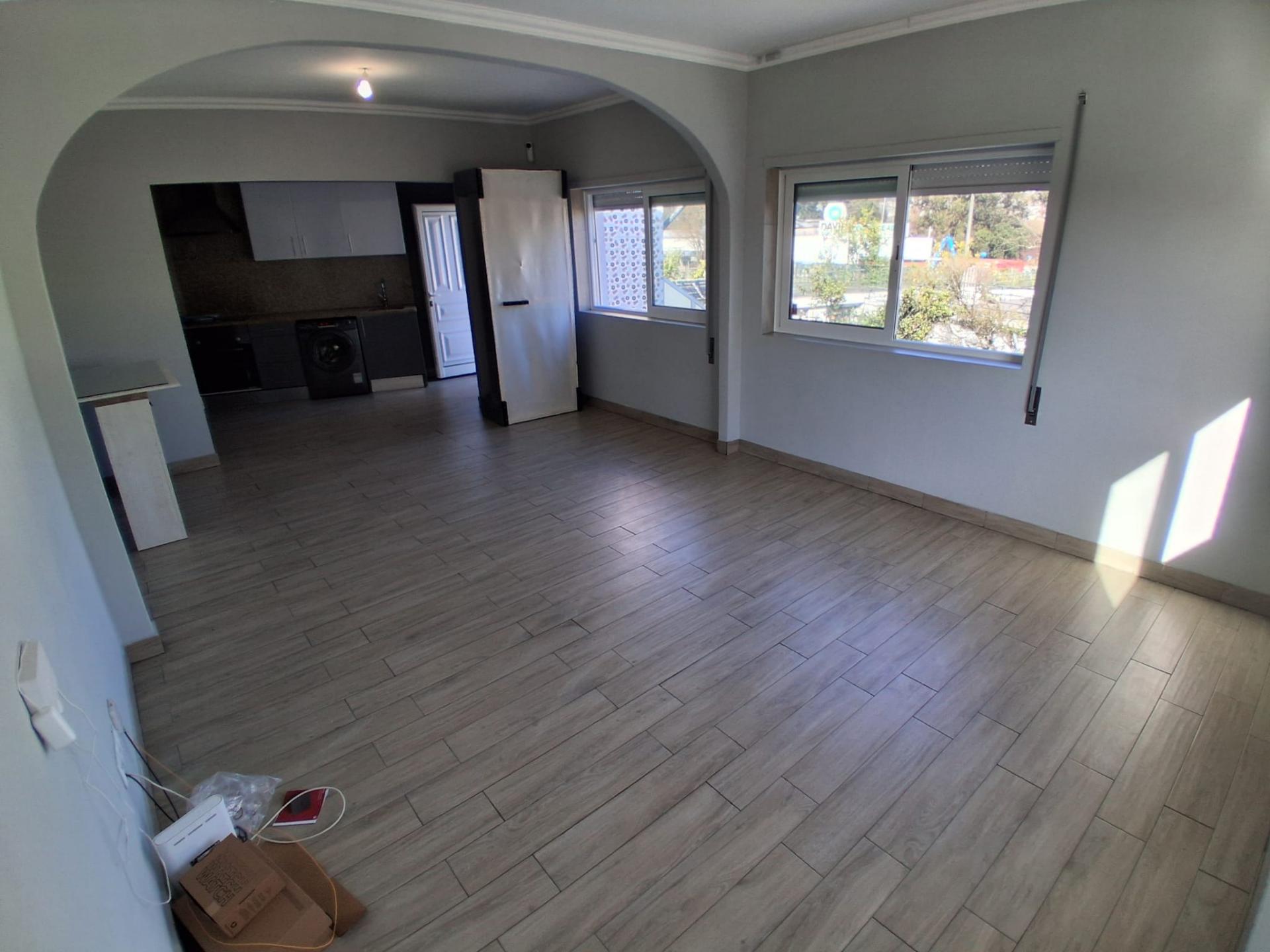 Andar Moradia T3 Renovado em São Cosme (Gondomar)