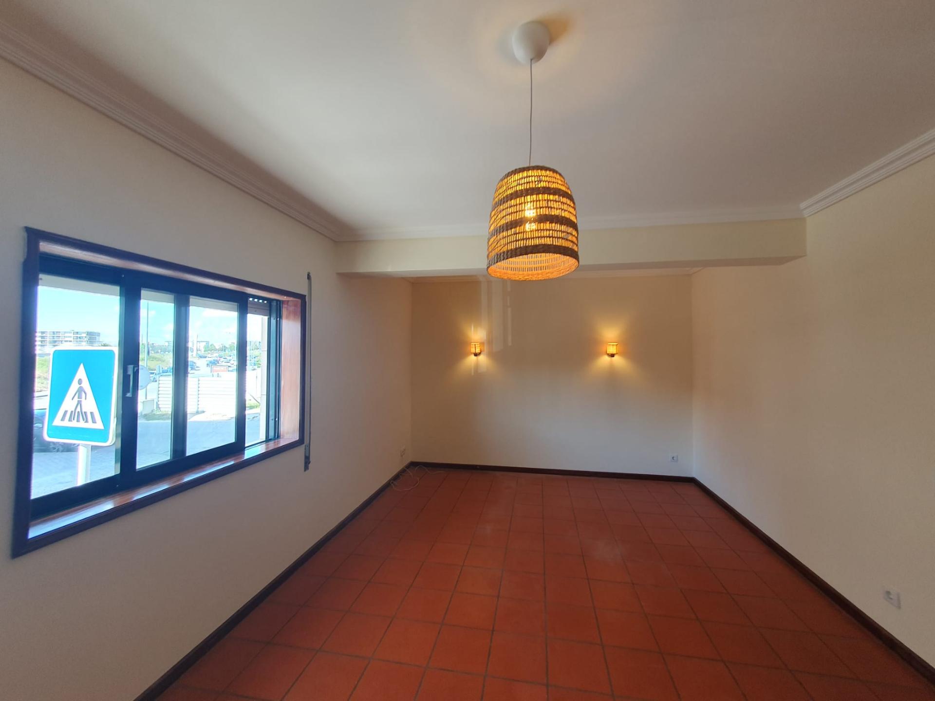 Apartamento T2 - Forca - Arrenda-se