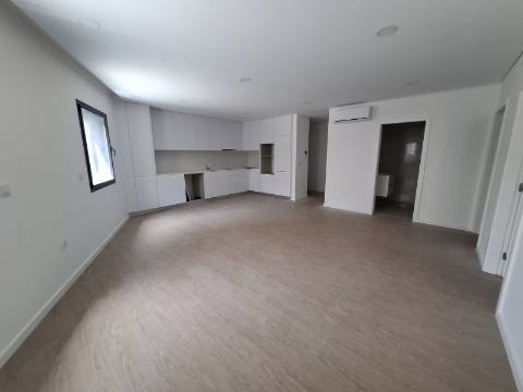 Apartamento T1 + 1 em Esgueira, Aveiro