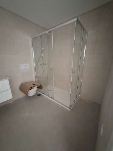 Apartamento T2 + 1 com varanda em Esgueira, Aveiro