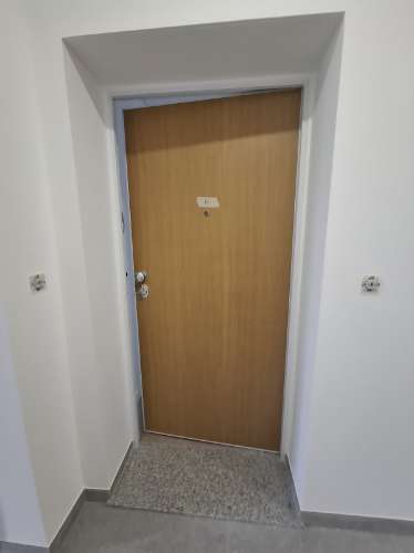 Apartamento T2 + 1 com varanda em Esgueira, Aveiro