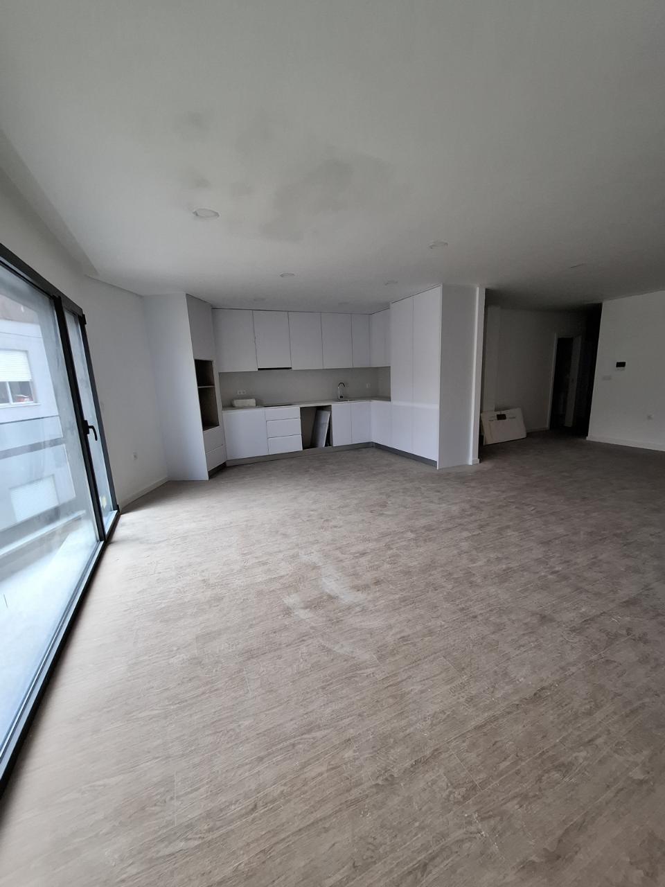 Apartamento T3 + Duplex Amplo + Terraço na Cobertura em Esgueira, Aveiro