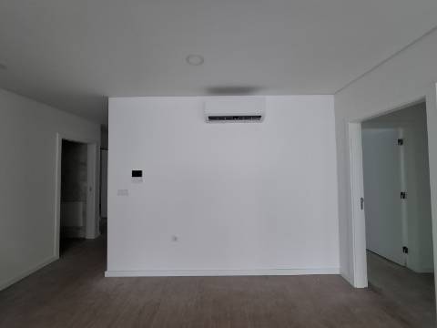 Apartamento T3 + Duplex Amplo + Terraço na Cobertura em Esgueira, Aveiro