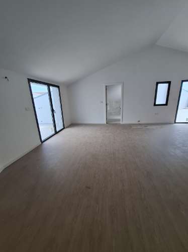Apartamento T3 + Duplex Amplo + Terraço na Cobertura em Esgueira, Aveiro