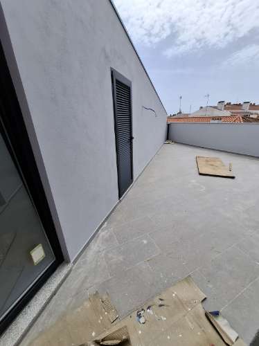 Apartamento T3 + Duplex Amplo + Terraço na Cobertura em Esgueira, Aveiro