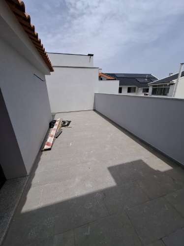 Apartamento T2 + Duplex Amplo + Terraço na Cobertura em Esgueira, Aveiro