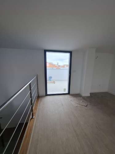 Apartamento T2 + Duplex Amplo + Terraço na Cobertura em Esgueira, Aveiro