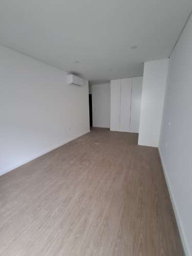 Apartamento T3 + Varanda em Esgueira, Aveiro