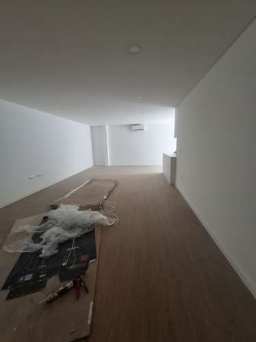 Apartamento T2 com Terraço no R/Chão em Esgueira, Aveiro