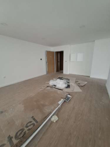 Apartamento T2 com Terraço no R/Chão em Esgueira, Aveiro