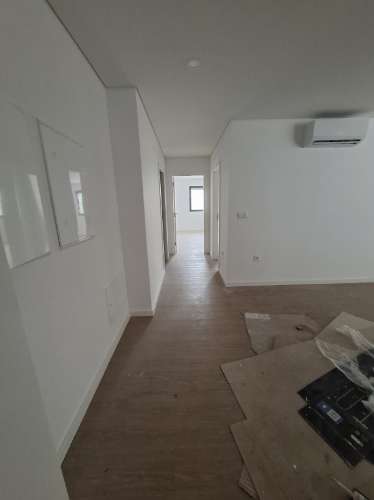 Apartamento T2 com Terraço no R/Chão em Esgueira, Aveiro