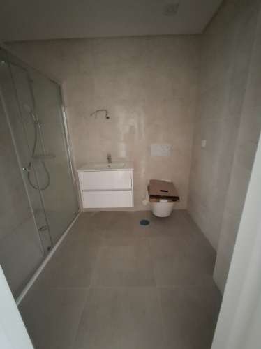 Apartamento T2 com Terraço no R/Chão em Esgueira, Aveiro