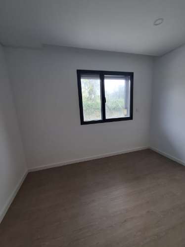 Apartamento T2 com Terraço no R/Chão em Esgueira, Aveiro