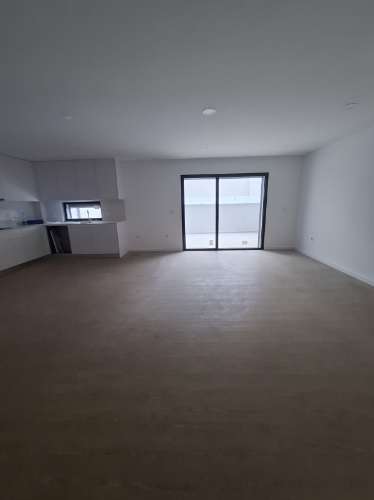 Apartamento T2 + Terraço no R/Chão em Esgueira, Aveiro